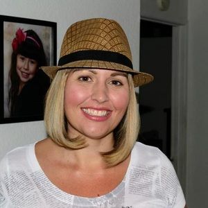 Meet your Posher, Allison